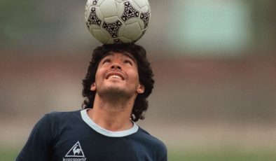 Maradona için futbol maçlarında anma törenleri yapılacak