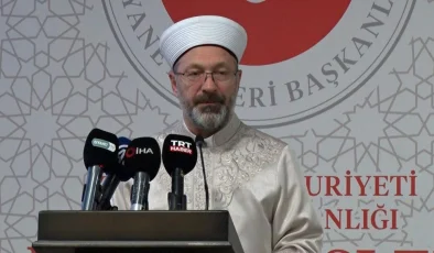 Diyanet İşleri Başkanı, İslam ülkelerinin büyükelçileriyle iftarda bir araya geldi