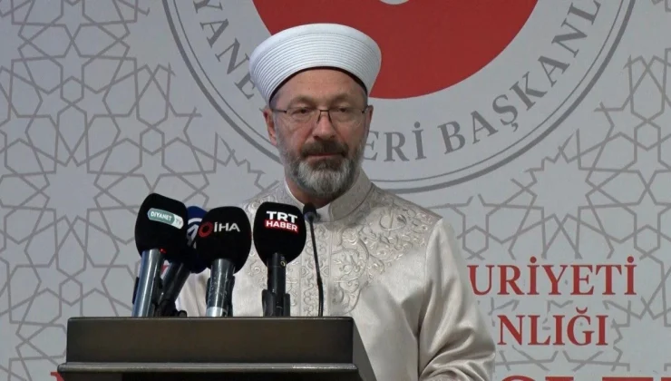 Diyanet İşleri Başkanı, İslam ülkelerinin büyükelçileriyle iftarda bir araya geldi