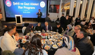 Kayseri Büyükşehir Belediye Başkanı Şehit ve Gazi Aileleriyle İftar Sofrasında Buluştu