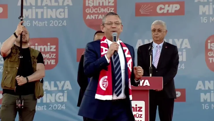 Özgür Özel: Emekliler Her Ay Beş Buçuk Çeyrek Altın Kaybediyor