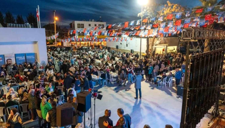 Cumhur İttifakı Bodrum Belediye Başkan Adayı Mehmet Tosun Turgutreis’te İftar Yaptı