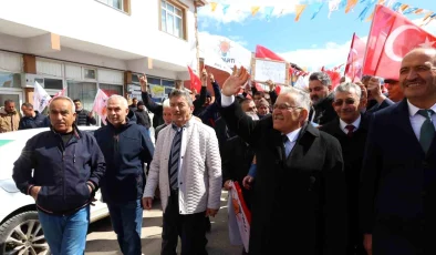 Başkan Büyükkılıç, Felahiye’de düzenlenen mitinge katıldı