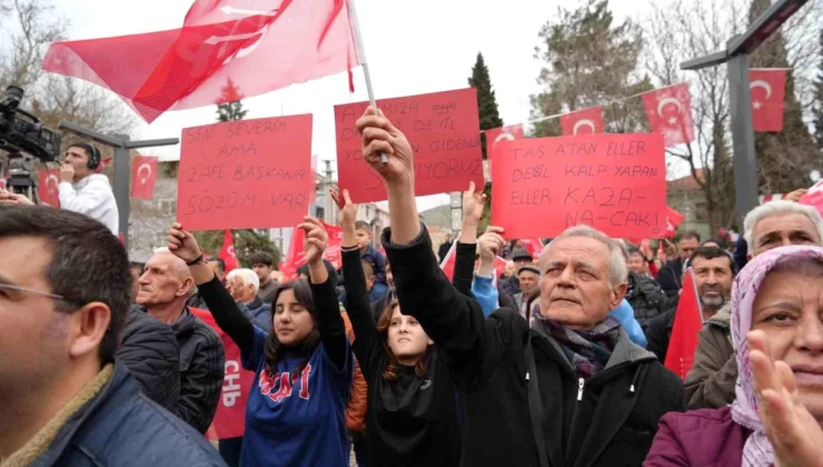 CHP Genel Başkanı Özgür Özel: Türkiye’nin beka sorunu gençlerin hayat kuramamasıdır