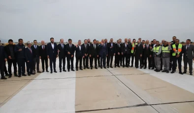 Ulaştırma ve Altyapı Bakanı Hatay için dört bir koldan çalıştıklarını söyledi