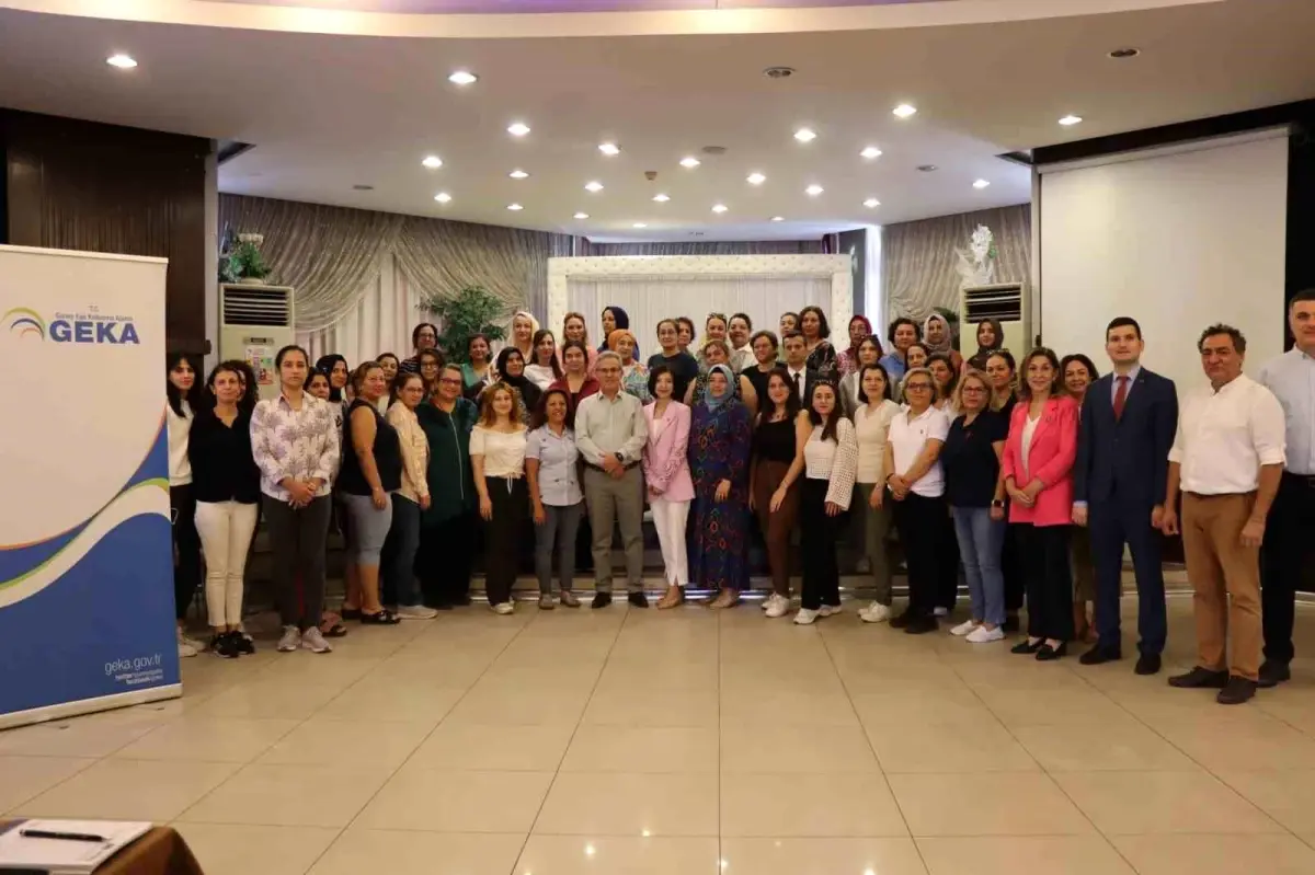 Nazilli’de Kadın Girişimciler İçin E-Ticaret Semineri Başladı