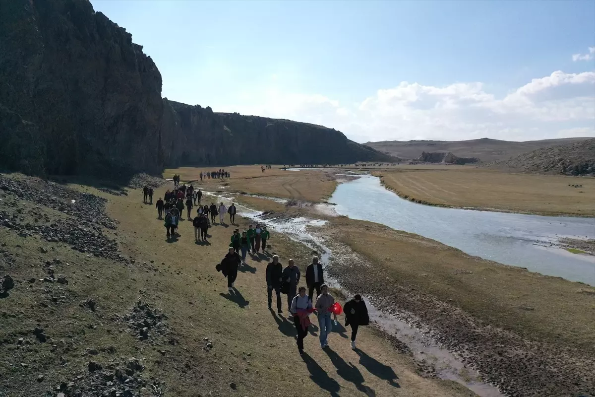 Diyadin Kanyonu’nda Yürüyüş Etkinliği