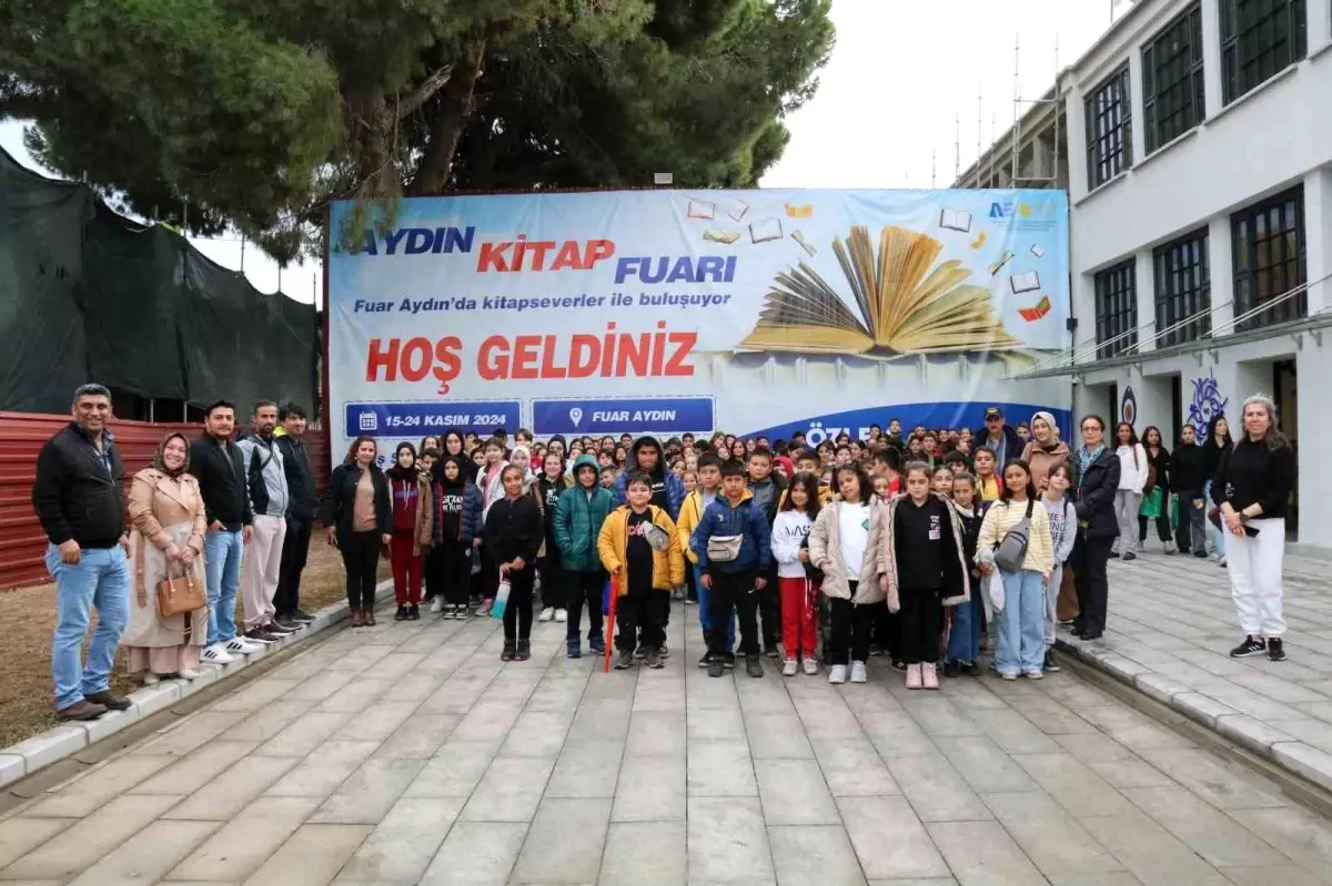 Yenipazar’dan 600 Kişi Aydın Kitap Fuarı’na Katıldı