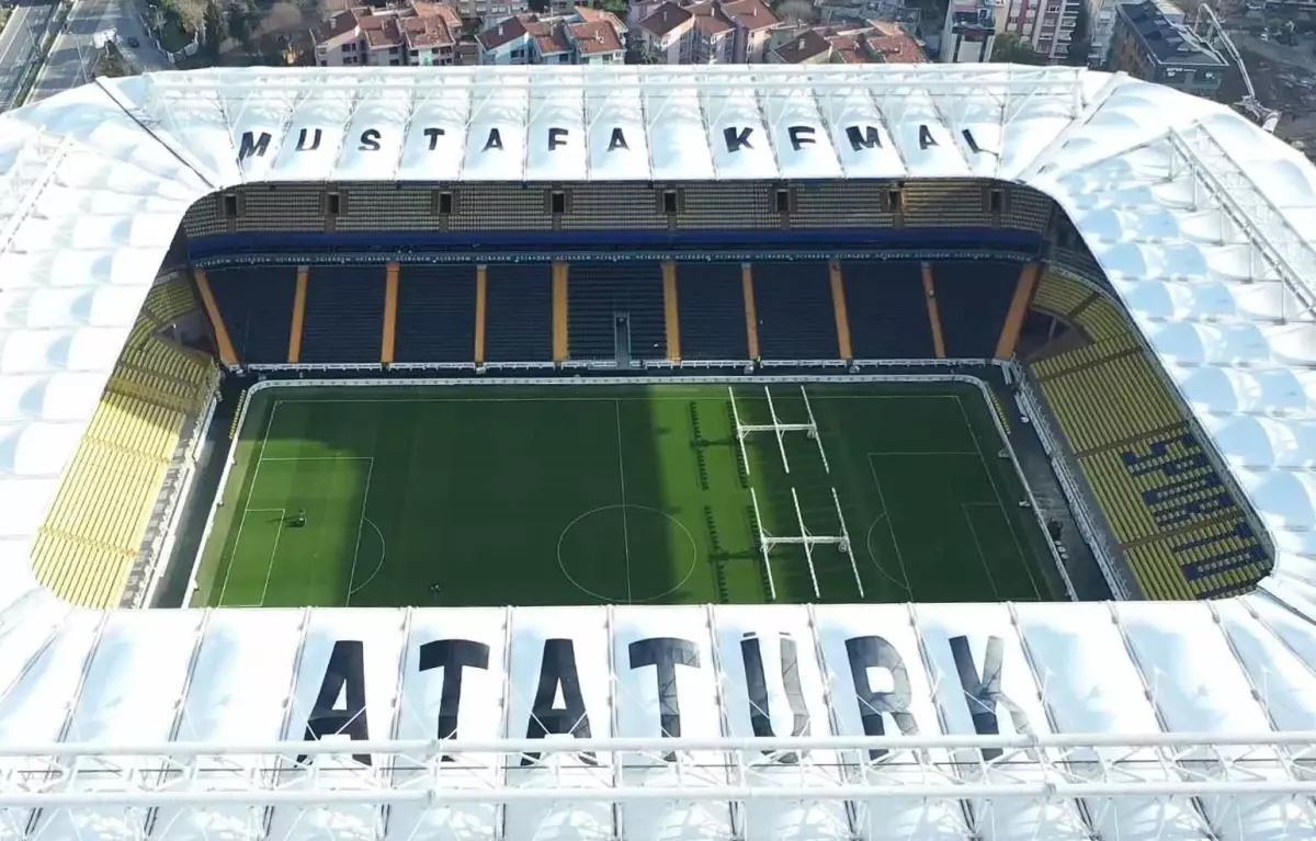 Fenerbahçe, Atatürk’ün ismini stadyumun çatısına işledi